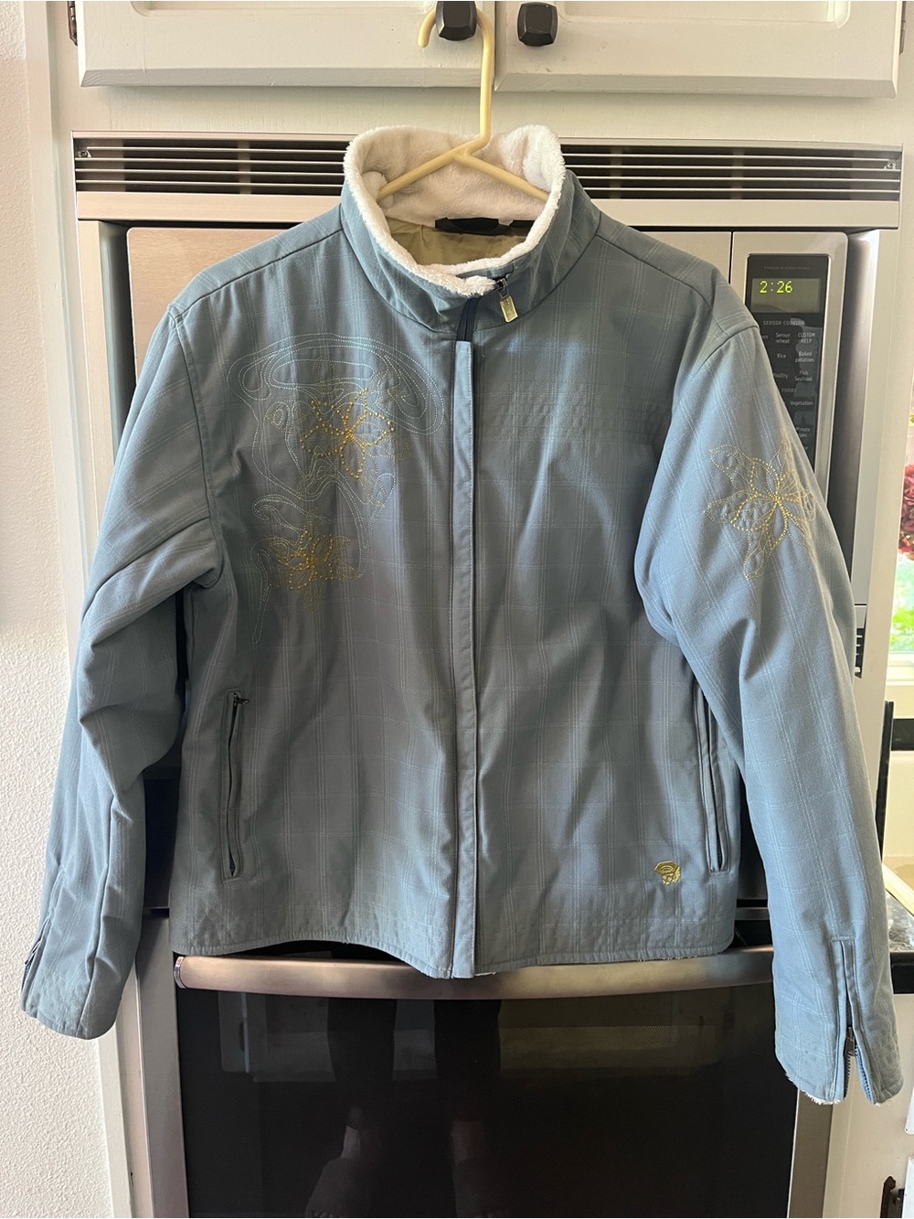 Mountain Hardwear women’s Commotion Embroidered ski Jacket SZ LG